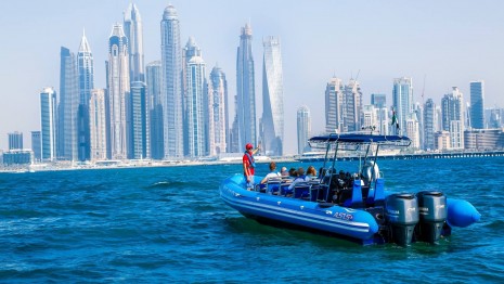 Enjoy 90 mins Speedboat Cruise Experience