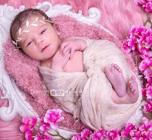 Choice of One- or Two-Hour Photoshoot with Prints or Digital Images at Qomrah Photography (Up to 60% Off) Local Services Shop Online at Special Price from Dubai Offers