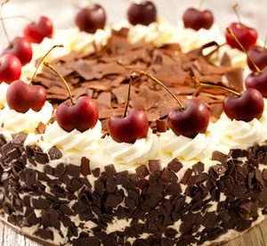 Choice of Up to Three Kilograms of Cake at Lobby Lounge at Corniche Hotel Abu Dhabi (Up to 53% Off) Food, Grocery & Dining Shop Online at Special Price from Dubai Offers