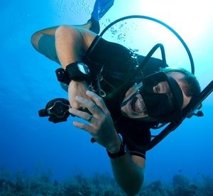PADI Discover Scuba Diving Experience with Photos for One or Two at Nemo Diving Centre (Up to 57% Off) Entertainment Offers Shop Online at Special Price from Dubai Offers