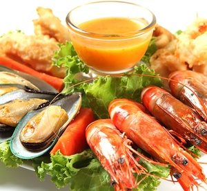 Thursday Seafood Buffet with Drinks for Up to Four at Novotel Dubai Deira City Centre (Up to 54% Off) Food, Grocery & Dining Shop Online at Special Price from Dubai Offers
