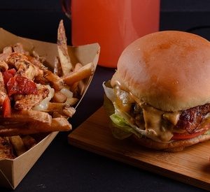 Up to AED 200 to Spend on Food and Drinks at JAX Burgers & Poutine Shop (Up to 40% Off) Food, Grocery & Dining Shop Online at Special Price from Dubai Offers