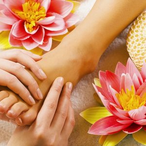 45-Minute Reflexology MASSAGE Shop Online at Special Price from Dubai Offers