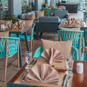 5* Lunch Buffet + Free-Flowing Soft Drinks For 1 Kid, 1, 2 Or 4 Adults Men's Shop Online at Special Price from Dubai Offers