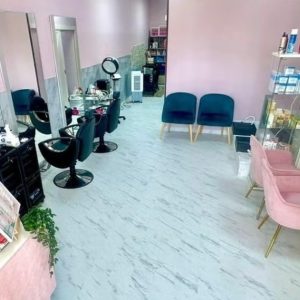 Transform Your Look: Hair Wash, Blow Dry, Haircut And Roots Touch Up Men's Shop Online at Special Price from Dubai Offers