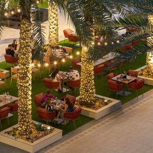 Weekend International Night Buffet For 1 Child Or 1, 2, 3 Or 4 Adult Men's Shop Online at Special Price from Dubai Offers