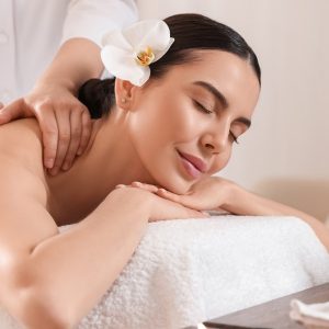 5* Luxurious Spa Retreat: Relax With 60 Or 90-Minute Spa Treatments Men's Shop Online at Special Price from Dubai Offers