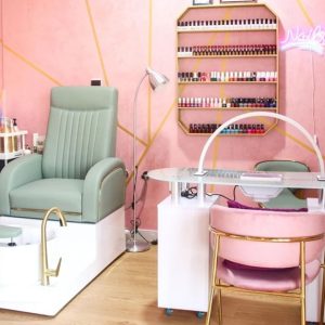 Stylish Haircuts & Color Treatments – Cuts, Touch-Ups & Highlights HAIRDRESSER Shop Online at Special Price from Dubai Offers
