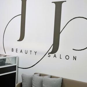 Hair Cut & Wash W Optional Blow Dry, Color For Up To 14 Inches & More Men's Shop Online at Special Price from Dubai Offers