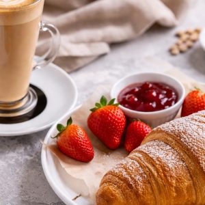 Choice Of Hot Or Cold Drink + Fresh Bakery Or Pastry RESTAURANT Shop Online at Special Price from Dubai Offers