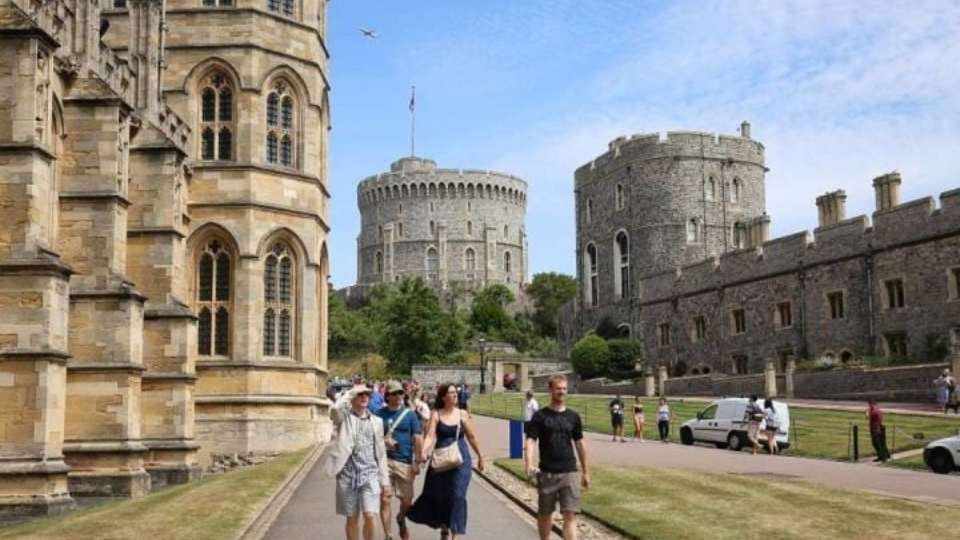 Wonderful Westminster tour and Windsor Castle visit Sightseeing and Tours at dubaioffers.com Wonderful Westminster tour and Windsor Castle visit Sightseeing and Tours at dubaioffers.com